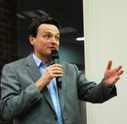 Laurent Marbacher (conférence Vivre l'économie autrement)